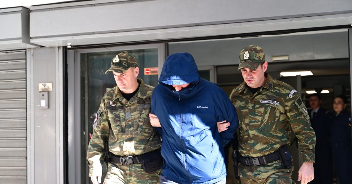 Τα-αναπάντητα-ερωτήματα-της-υπόθεσης-κατασκοπείας-–-Ο-ρόλος-των-συνεργατών-του-Σμήναρχου-και-οι-υπόνοιες-για-απειλές