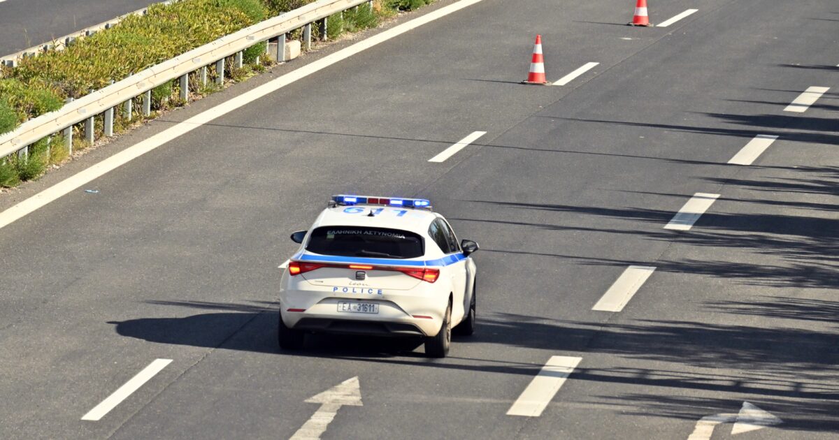 Μαγνησία:-Οδηγούσε-αντίθετα-στην-εθνική-οδό-για-25-χιλιόμετρα-και-σταμάτησε-όταν-τράκαρε-με-νταλίκα