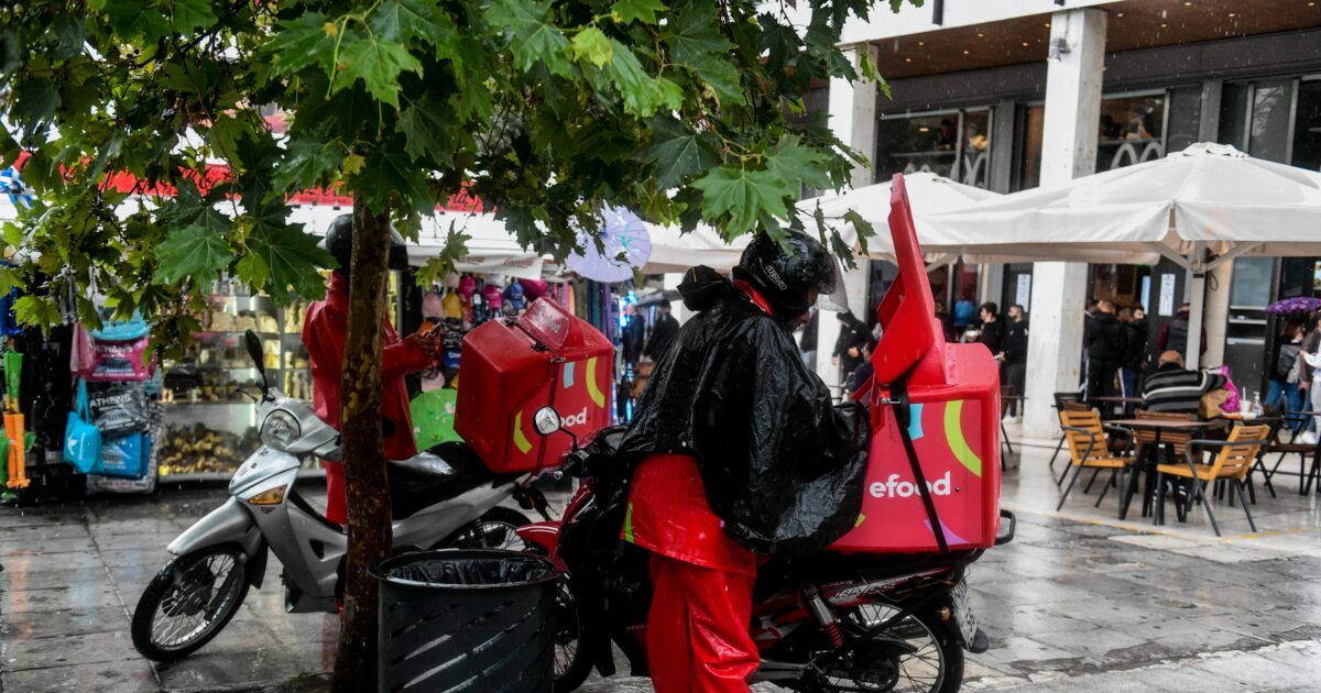 Τσικνοπέμπτη-με-απεργία-στην-efood