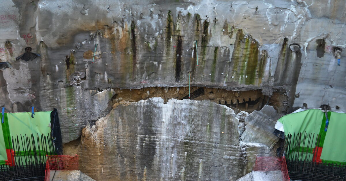 Μετρό:-Με-το-«break-on-through»-των-doors-η-άφιξη-του-μετροπόντικα-στον-Ευαγγελισμό-–-Δείτε-βίντεο