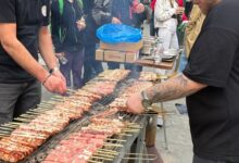 Τσικνοπέμπτη-στη-Θεσσαλονίκη:-Ψησταριές,-κέφι-και-αποκριάτικη-διάθεση-στην-Βασιλέως-Ηρακλείου