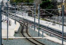 Ζεφύρι:-Στα-χέρια-των-αρχών-38χρονος-που-έκλεψε-100-μέτρα-καλώδια-από-τον-Προαστιακό