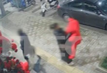 Θεσσαλονίκη:-Έκλεψαν-λούτρινα-αρκουδάκια-από-ανθοπωλείο-παραμονές-του-Αγίου-Βαλεντίνου-–-Βίντεο