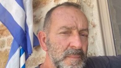 Σπάρτη:-Επιστρέφει-από-ταξίδι-εκτάκτως-η-κόρη-του-αγνοούμενου-ψαρά-–-Για-4η-ημέρα-συνεχίζονται-οι-έρευνες-για-τον-εντοπισμό-του