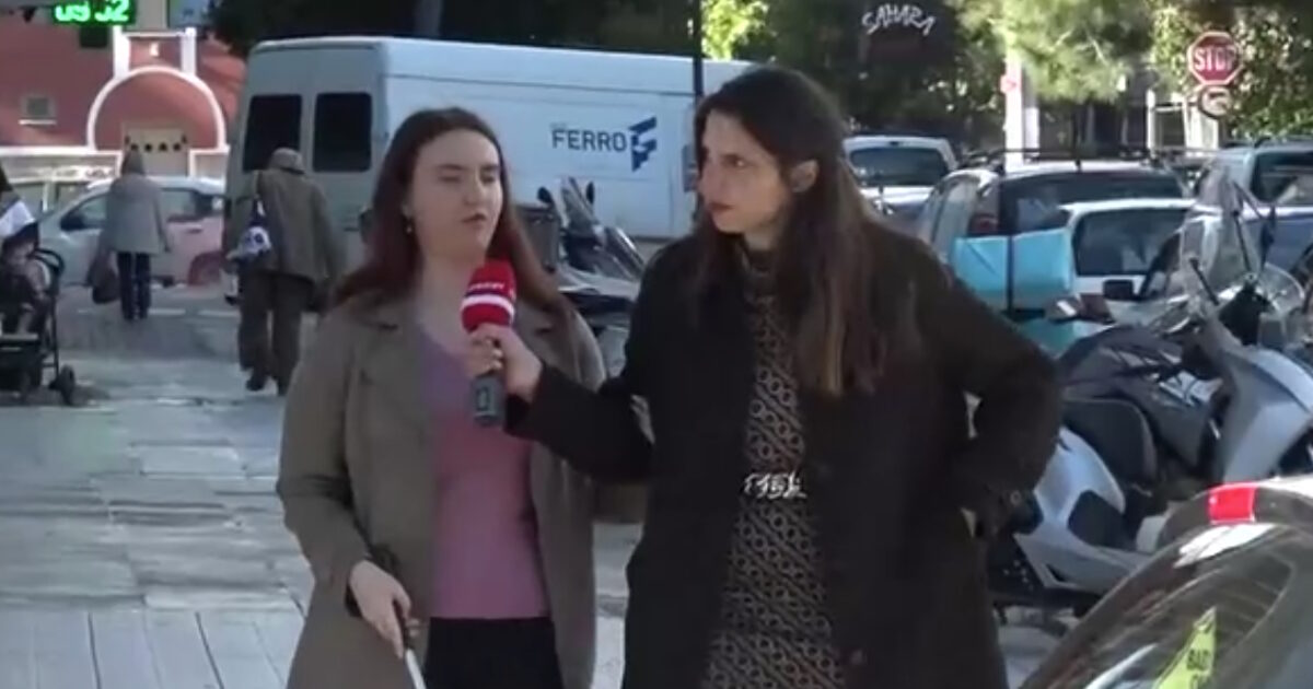 Καλλιθέα:-Άνδρας-παρενόχλησε-τυφλή-γυναίκα-την-ώρα-που-περνούσε-τον-δρόμο-–-Προσποιήθηκε-ότι-θέλει-να-τη-βοηθήσει