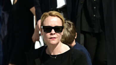 Λένα-Παπαληγούρα:-Ο-συγκινητικός-επικήδειος-στην-κηδεία-του-πατέρα-της,-Αναστάση-Παπαληγούρα-–-«Έδειξε-τι-σημαίνει-αξιοπρέπεια»