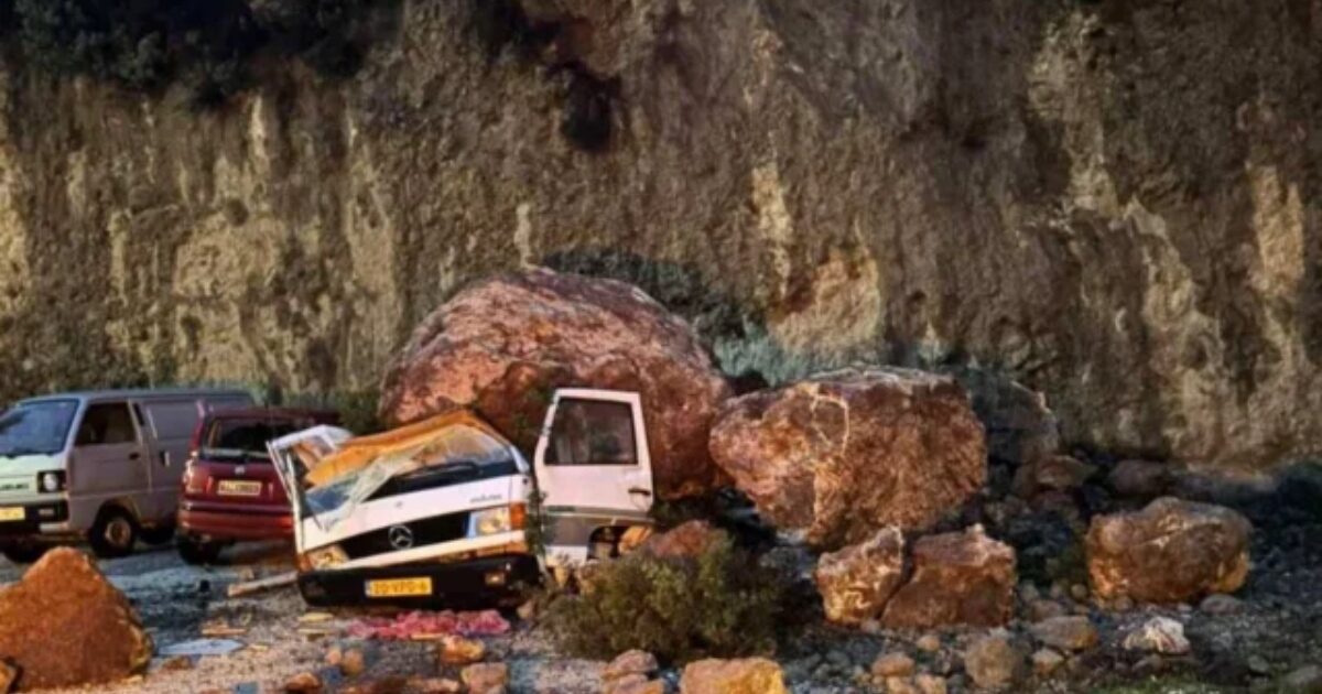 Στο-έλεος-της-κακοκαιρίας-η-Ήπειρος:-Κατολισθήσεις-και-ζημιές-σε-Πάργα-και-Πρέβεζα-–-Βράχια-καταπλάκωσαν-αυτοκίνητο