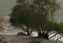 Εικόνες-καταστροφής-από-την-κακοκαιρία:-Κατολισθήσεις,-πλημμύρες,-θυελλώδεις-άνεμοι-και-αφρικανική-σκόνη-στήνουν-απόκοσμο-σκηνικό