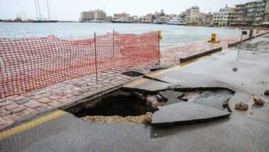 Κακοκαιρία:-Αμέτρητες-καθιζήσεις,-κατολισθήσεις-και-πλημμύρες-σε-Τζουμέρκα,-νησιά-του-Αιγαίου-και-Ήπειρο