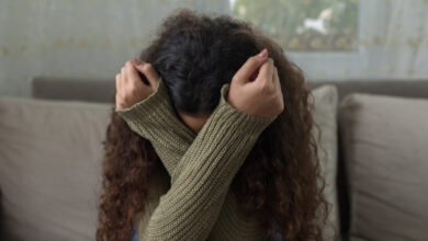 Ορχομενός:-16χρονη-κατήγγειλε-βιασμό-από-2-ανήλικους-–-Αρνούνται-τις-κατηγορίες,-συνελήφθησαν-και-οι-γονείς-τους