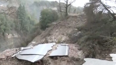 Η-κακοκαιρία-«σαρώνει»-τη-χώρα:-Πλημμύρες-και-κατολισθήσεις-από-Τζουμέρκα-μέχρι-Σαμοθράκη-–-Σοβαρά-προβλήματα-σε-δρόμους-και-σπίτια