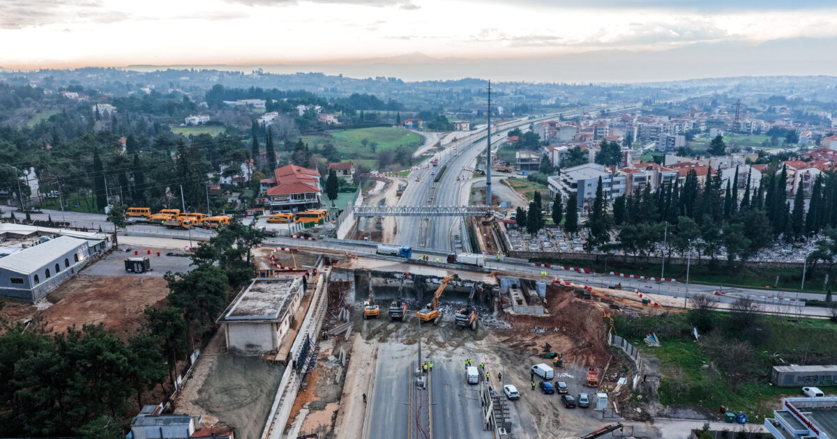 Θεσσαλονίκη:-Πιθανή-η-παράδοση-του-flyover-ακόμη-και-νωρίτερα-–-«Τα-εργοτάξια-δουλεύουν-πυρετωδώς»-δηλώνει-ο-Χρίστος-Δήμας