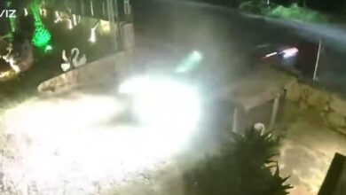 Τροχαίο-στην-Κρήτη:-Μεθυσμένος-οδηγός-έχασε-τον-έλεγχο-του-αυτοκινήτου-και-«εισέβαλε»-σε-αυλή-στα-Μινωθιανά