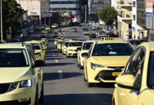 Απεργία-ταξί:-«Χειρόφρενο»-για-3-ημέρες-τραβούν-οι-οδηγοί-στην-Αττική-–-Τα-κύρια-αιτήματα-του-ΣΑΤΑ