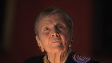 Ελένη-Γλύκατζη-Αρβελέρ:-Δημοσία-δαπάνη-η-κηδεία-της-διακεκριμένης-βυζαντινολόγου,-σε-λαϊκό-προσκύνημα-η-σορός-της