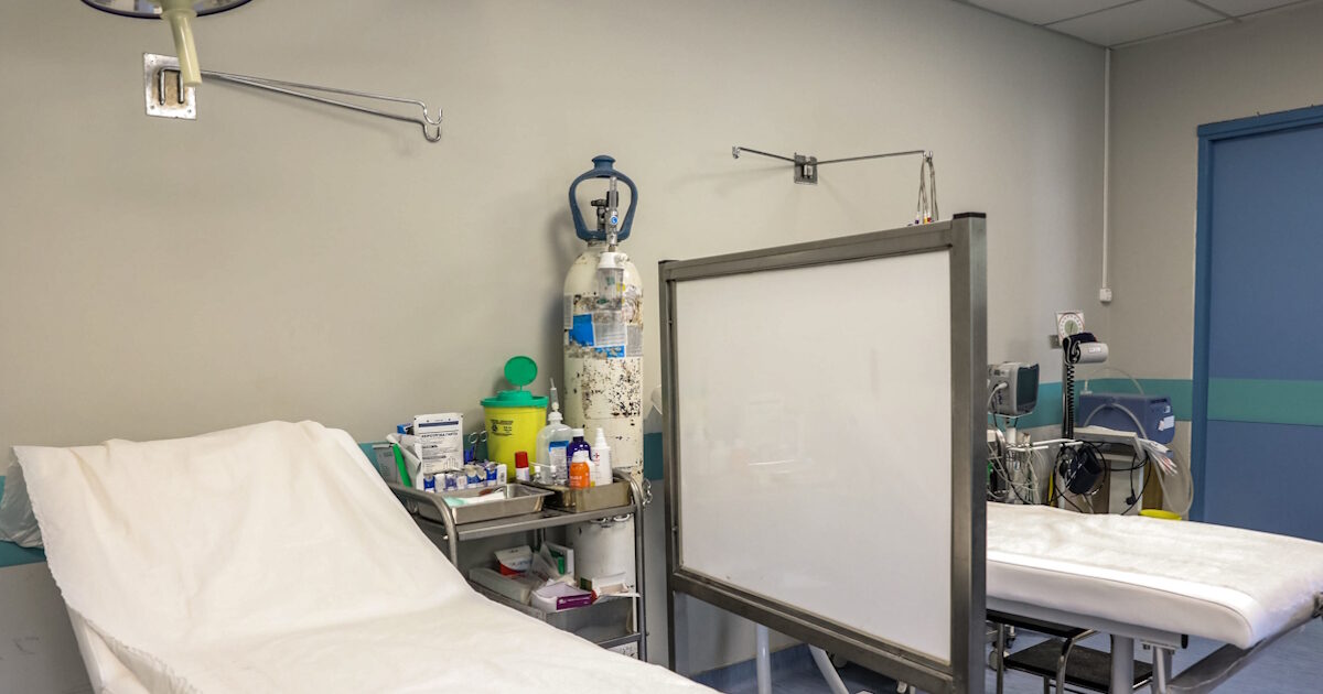 2η-ΥΠΕ-για-τον-θάνατο-του-μοντέρ-Κώστα-Κοσμίδη:-Ερωτηματικά-για-τη-διαχείριση-του-περιστατικού-–-Διατάχθηκε-κατεπείγουσα-ΕΔΕ