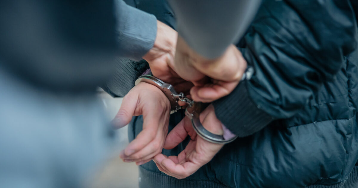 Θεσσαλονίκη:-Οδηγός-ιδιωτικού-ασθενοφόρου-οδηγούσε-μεθυσμένος-και-συνελήφθη