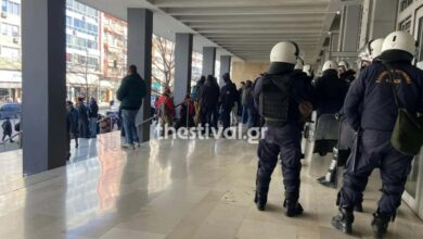 ΑΠΘ:-Στα-δικαστήρια-οι-38-συλληφθέντες-από-την-επιχείρηση-στην-Πολυτεχνική-Σχολή-–-Δείτε-βίντεο