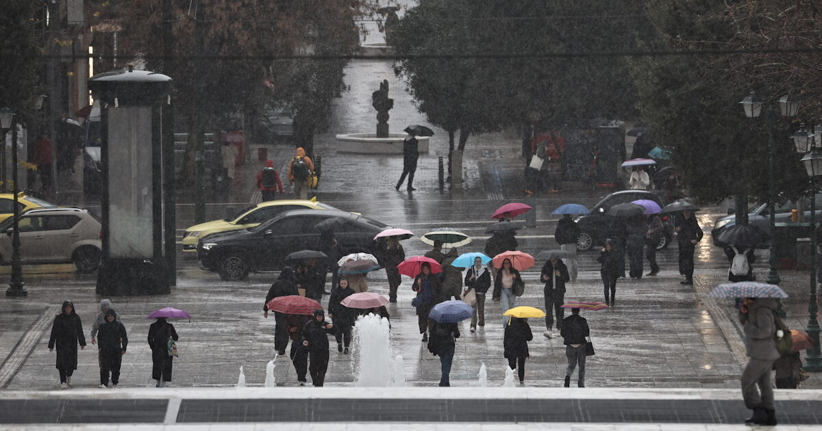 Καιρός:-Έρχεται-πιθανή-σπασμένη-«γραμμή-λαίλαπας»-την-Παρασκευή-–-Ισχυρές-βροχές-και-στην-Αττική-το-Σάββατο