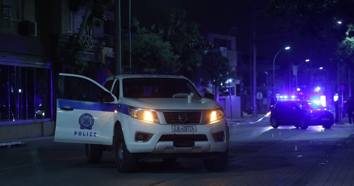 Θεσσαλονίκη:-Προσποιούνταν-τις-κωφές-και-ζητούσαν-χρήματα-για-ανύπαρκτο-ίδρυμα-–-Καταδικάστηκε-22χρονη-από-τη-Ρουμανία