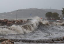 Καιρός-αύριο:-Τοπικές-βροχές-σε-Πελοπόννησο-και-Δωδεκάνησα-–-Θυελλώδεις-άνεμοι-έως-9-μποφόρ-σε-Ιόνιο-και-Αιγαίο