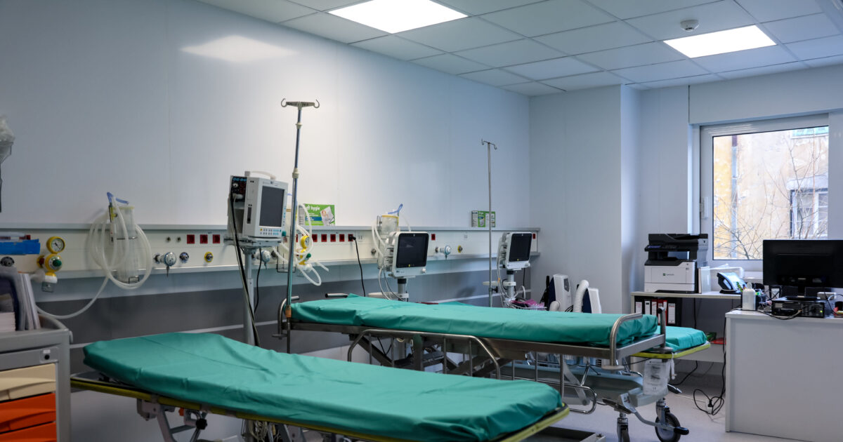 Βάρη:-«Δεν-καταφέραμε-να-σώσουμε-τα-δύο-νέα-παιδιά»-λέει-ο-πρόεδρος-της-ΠΟΕΔΗΝ-για-το-δυστύχημα-των-εργατών