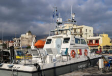 Ο-Θάνος-Πλεύρης-στη-Χίο:-Στόχος-μας-οι-ροές-να-είναι-μειωμένες