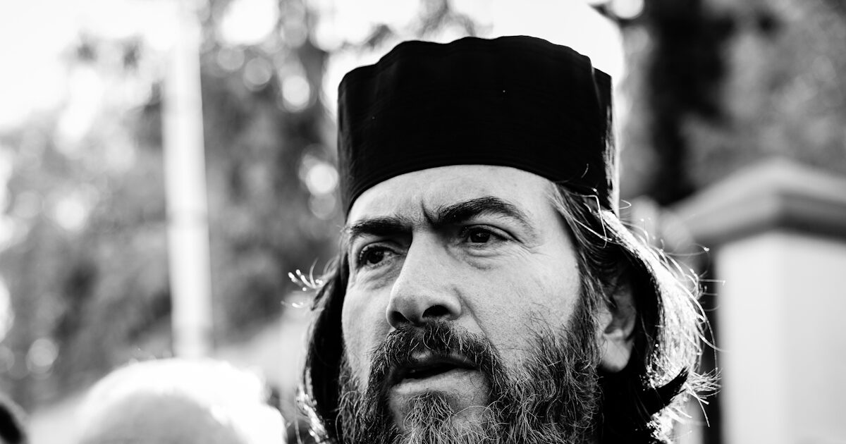 Πατέρας-Αντώνιος:-Αδυνατώ-να-καταβάλω-την-εγγύηση-των-60.000-ευρώ,-ελπίζω-στην-βοήθεια-των-συνανθρώπων-μου