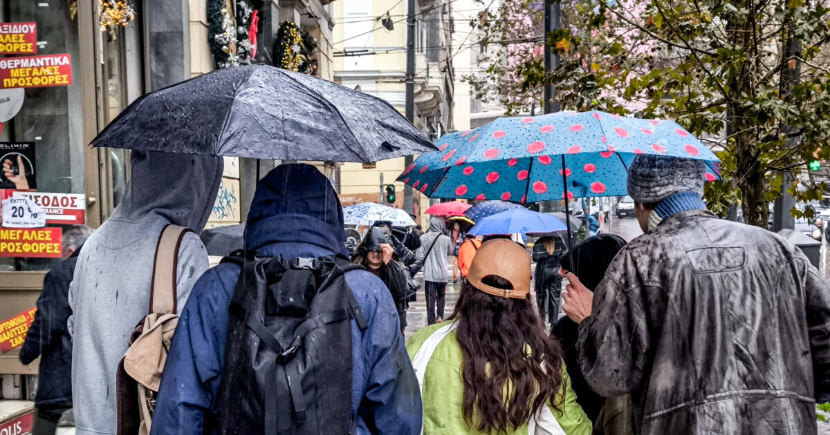 Καιρός-αύριο:-Ισχυρά-φαινόμενα-σε-ανατολικό-Αιγαίο-και-στα-ηπειρωτικά-–-Βροχές-σε-όλη-τη-χώρα