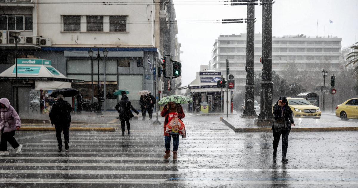 Καιρός-σήμερα:-Κακοκαιρία-και-ισχυρές-βροχές-στα-ηπειρωτικά-και-το-ανατολικό-Αιγαίο-–-Καταιγίδες-σε-όλη-τη-χώρα