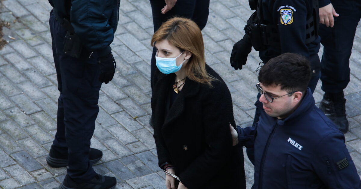 Ρούλα-Πισπιρίγκου:-Αναβλήθηκε-για-τις-4-Δεκεμβρίου-η-δίκη-για-τις-δολοφονίες-της-Μαλένας-και-της-Ίριδας 