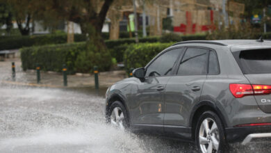 Η-κακοκαιρία-«δοκιμάζει»-με-καταιγίδες-και-χαλάζι-την-Αττική-από-το-απόγευμα:-Δείτε-live-την-εξέλιξη-της-πορείας-της