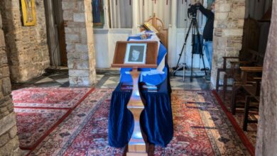 Κηδεία-Ελένης-Γλύκατζη-–-Αρβελέρ:-Σε-λαϊκό-προσκύνημα-η-σορός-της-στη-Μητρόπολη-Αθηνών