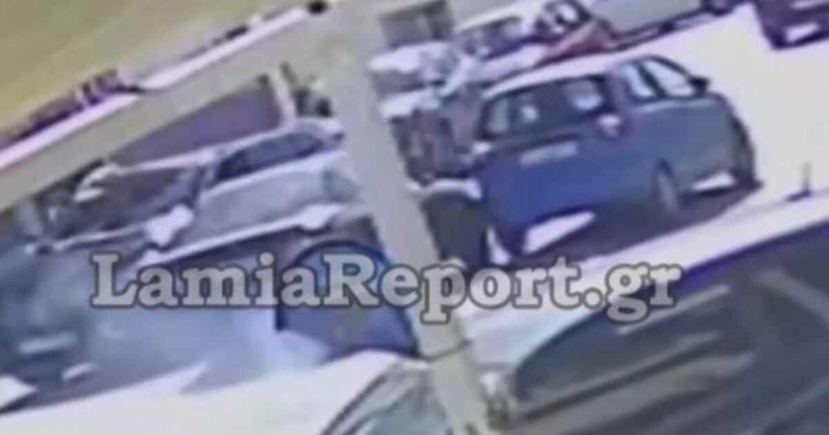 Λαμία:-Ανεξέλεγκτη-πορεία-86χρονου-στο-κέντρο-της-πόλης-–-«Με-τύφλωσε-ο-ήλιος»,-λέει-ο-ίδιος