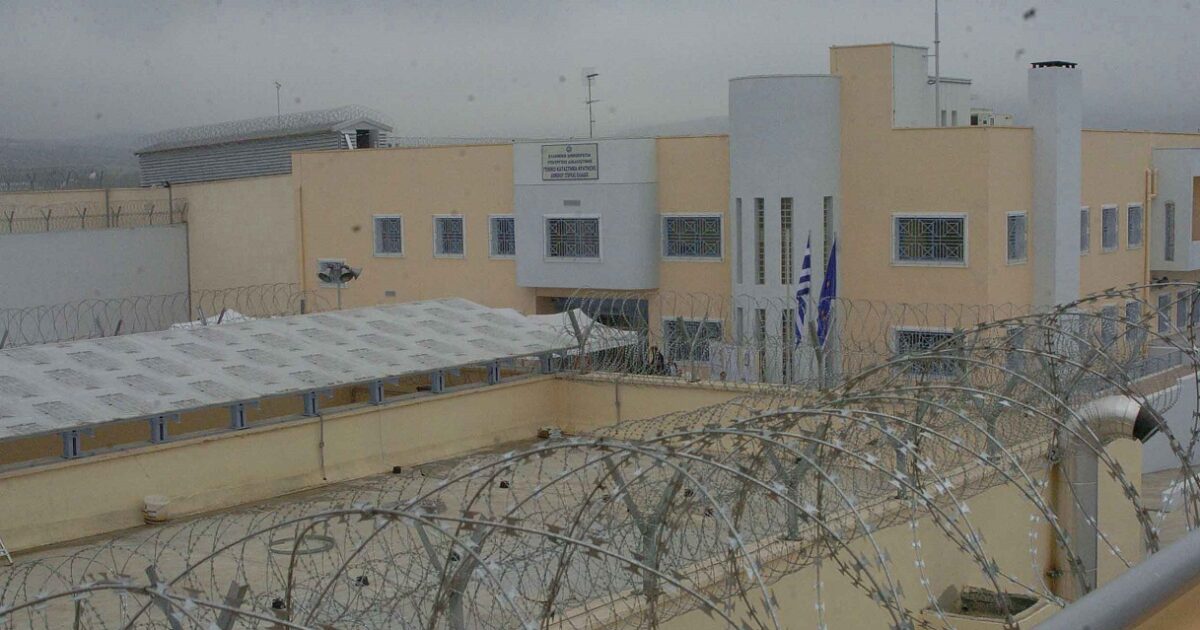 Η-απολογία-του-δολοφόνου-στις-φυλακές-Δομοκού:-«Του-πήρα-το-όπλο-από-τα-χέρια-και-πυροβόλησα»-–-«Θα-μας-σκότωνε-και-τους-δύο»