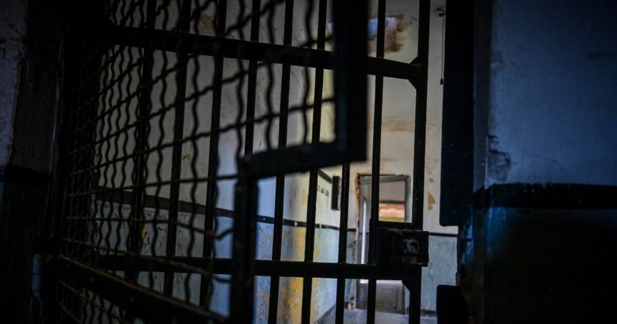 Θεσσαλονίκη:-Προφυλακίστηκε-25χρονος-που-συνελήφθη-για-διακίνηση-ναρκωτικών