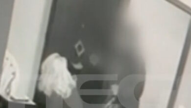 Βίντεο-–-ντοκουμέντο:-Η-στιγμή-που-ο-64χρονος-προσπαθεί-να-κακοποιήσει-σεξουαλικά-την-25χρονη-ΑμεΑ-στην-Κυψέλη