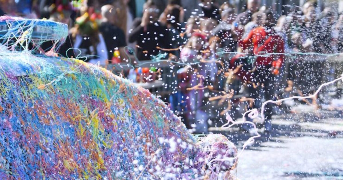 Κρήτη:-Έγκαυμα-στα-μάτια-από-αφρούς-για-15χρονη-στο-καρναβάλι-της-Κισσάμου-–-«Αφόρητοι-οι-πόνοι»