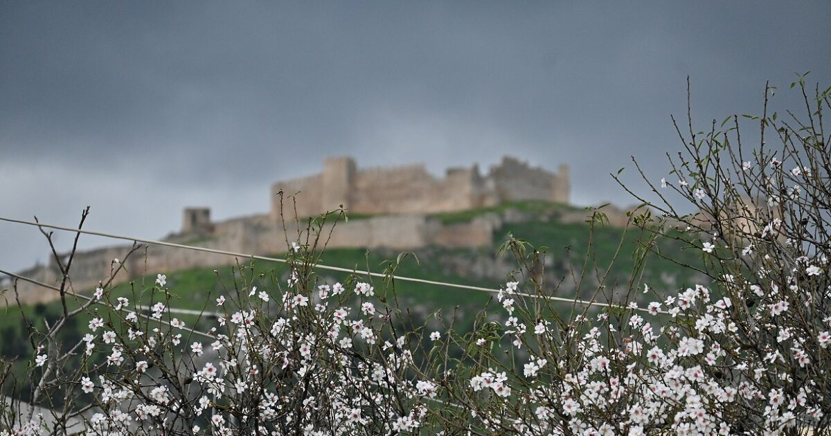 Καιρός-αύριο:-Συννεφιά-και-μικρή-πτώση-της-θερμοκρασίας