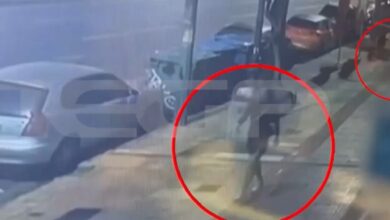 Καλλιθέα:-Άγριος-ξυλοδαρμός-45χρονης-από-τον-σύντροφό-της-στη-μέση-του-δρόμου