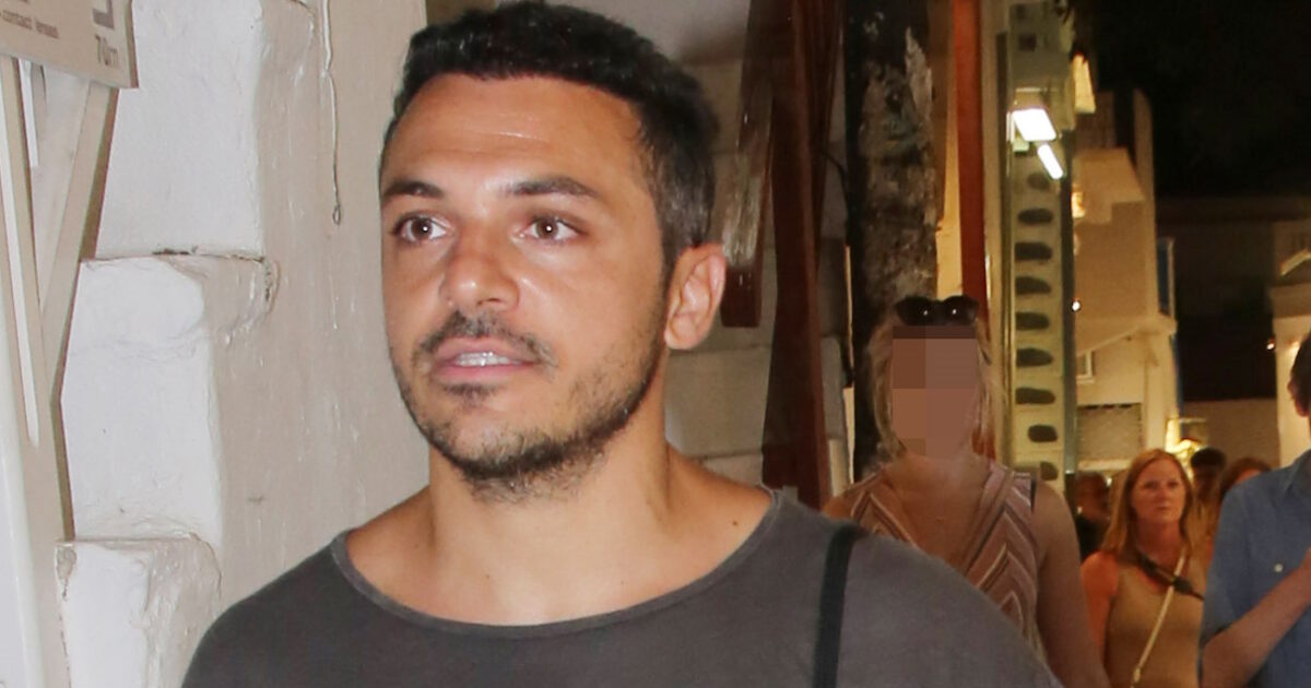 Ένοχος-ο-Κώστας-Δόξας-για-ενδοοικογενειακή-βία-–-Του-επιβλήθηκε-ποινή-φυλάκισης-3-ετών-με-αναστολή