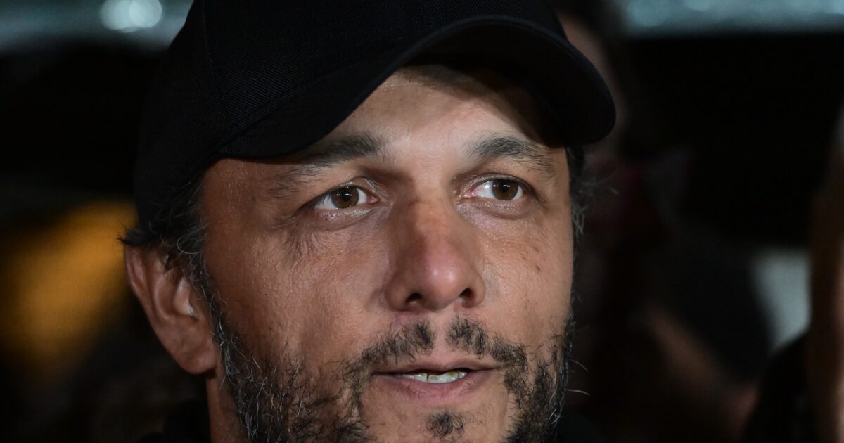 Ο-Πάνος-Ρούτσι-πήρε-αναβολή-για-την-εκταφή-της-σορού-του-γιου-του:-«Εδώ-δεν-υπάρχουν-ούτε-εργαστήρια-ούτε-ιατροδικαστές