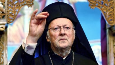 Οικουμενικός-Πατριάρχης-για-Ουκρανία:-«Η-Εκκλησία-δεν-θα-σας-εγκαταλείψει»