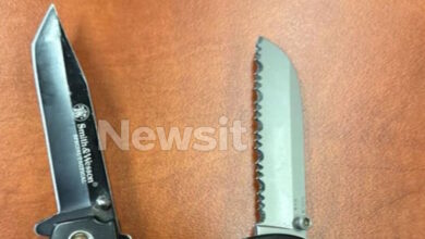 Πώς-ξεκίνησε-ο-άγριος-καβγάς-στην-Αχαρνών-–-Τα-δύο-μαχαίρια-που-είχε-ο-70χρονος-στο-αυτοκίνητό-του