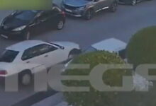 Άλιμος:-Βίντεο-–-ντοκουμέντο-με-την-τρελή-πορεία-μεθυσμένης-οδηγού-που-τράκαρε-11-παρκαρισμένα-αυτοκίνητα