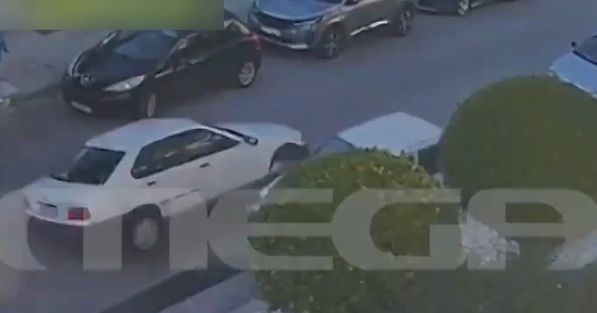 Άλιμος:-Βίντεο-–-ντοκουμέντο-με-την-τρελή-πορεία-μεθυσμένης-οδηγού-που-τράκαρε-11-παρκαρισμένα-αυτοκίνητα