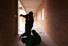 Πάτρα:-Ανήλικες-επιτέθηκαν-σε-μαθήτρια-κατά-τη-διάρκεια-σχολικής-εκδρομής-–-Τη-χτύπησαν-με-μπουνιές-και-την-έστειλαν-στο-νοσοκομείο