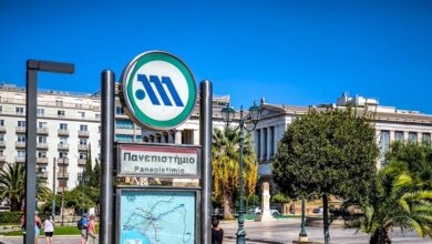 Φοιτητικό-συλλαλητήριο-για-τα-Τέμπη:-Έκλεισε-ο-σταθμός-του-μετρό-«Πανεπιστήμιο»