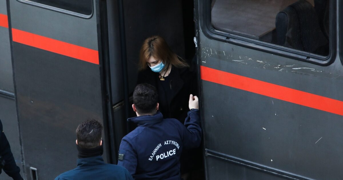 Ρούλα-Πισπιρίγκου:-Το-αυτοάνοσο-και-οι-προϋποθέσεις-για-να-βγει-από-τη-φυλακή-–-Οι-νομικές-κινήσεις-για-τον-κατ’-οίκον-περιορισμό-της-με-βραχιολάκι