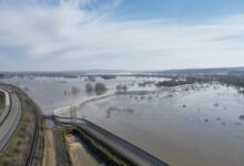 Σε-«red-code»-η-κατάσταση-στον-Έβρο-–-Πλησίασε-τα-6,5-μέτρα-η-στάθμη-στο-Πύθιο,-πλημμυρισμένα-συνολικά-150.000-στρέμματα